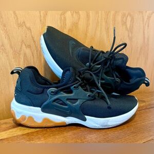 AUTHENTIC MENS Nike React Presto Black Gum AV2605-007 RUNNING SHOES SZ 10.5